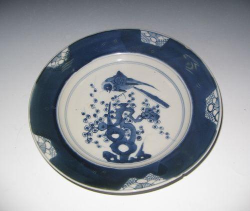 清 青花蓝地开光“喜上眉头”纹盘