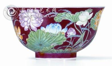 清康熙 御制胭脂红地珐琅彩莲花图碗