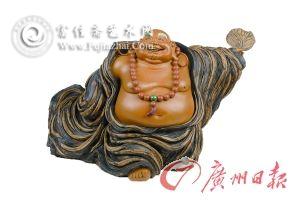 黄志伟的《海阔天空任我行》。