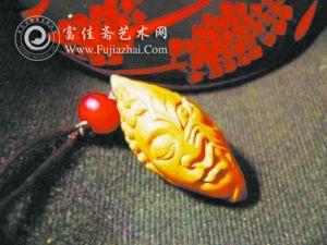 橄榄核：把玩手腕上的文化